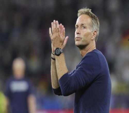 刘宏宇台球,赛绝地反击,晋级,龙8国际,龙8国际官网,龙8国际H5官网